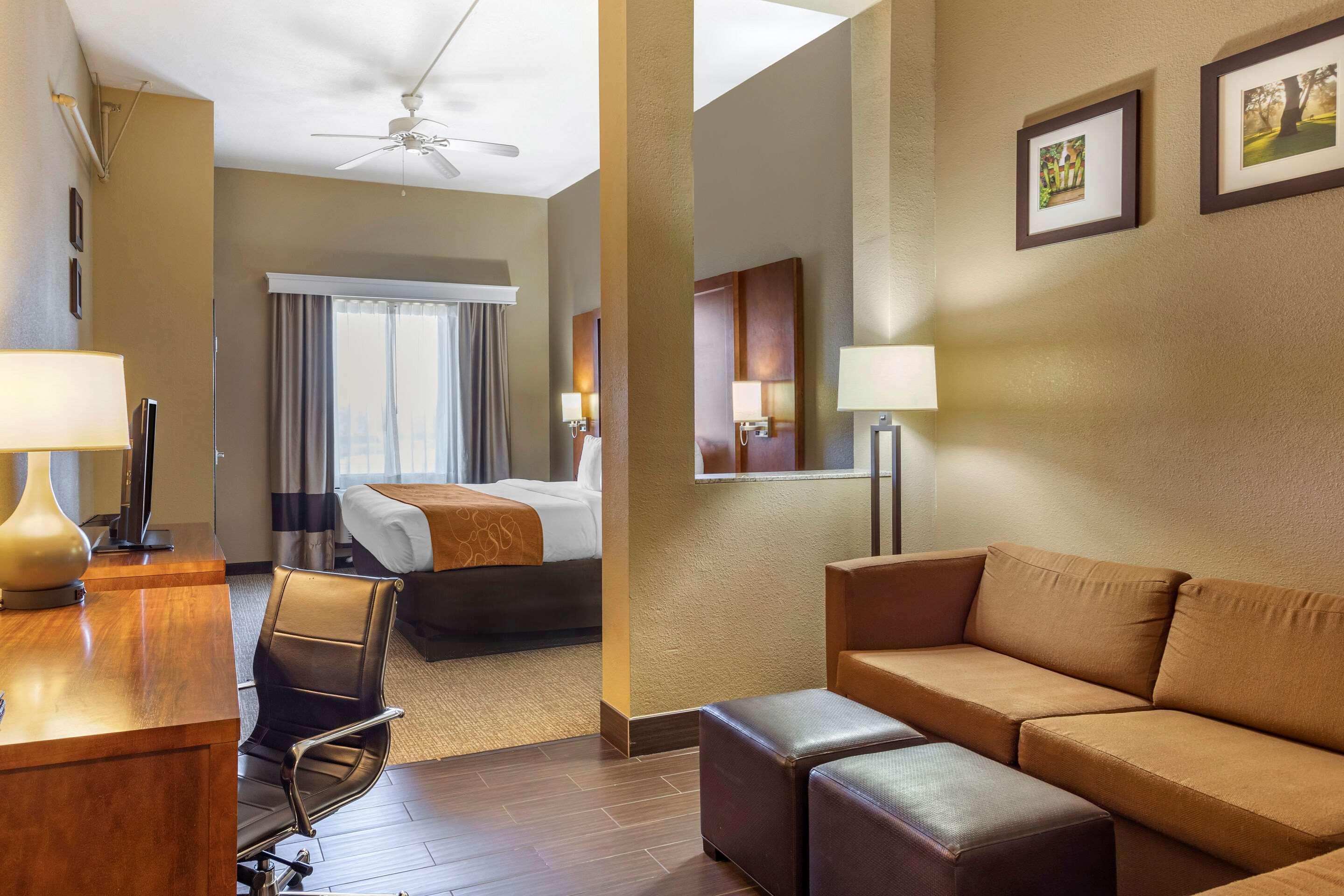 Comfort Suites Batesville Exteriör bild