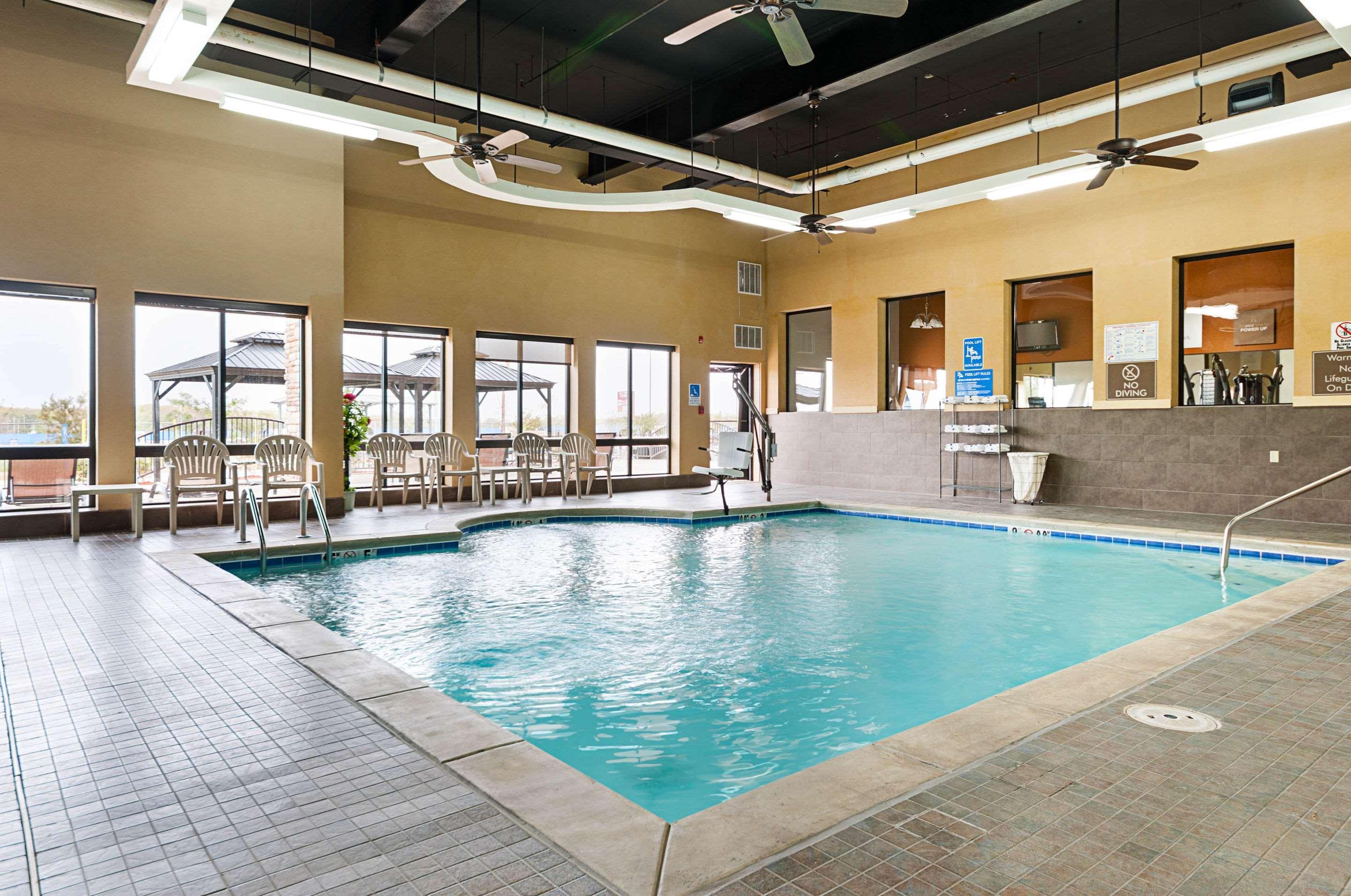 Comfort Suites Batesville Exteriör bild