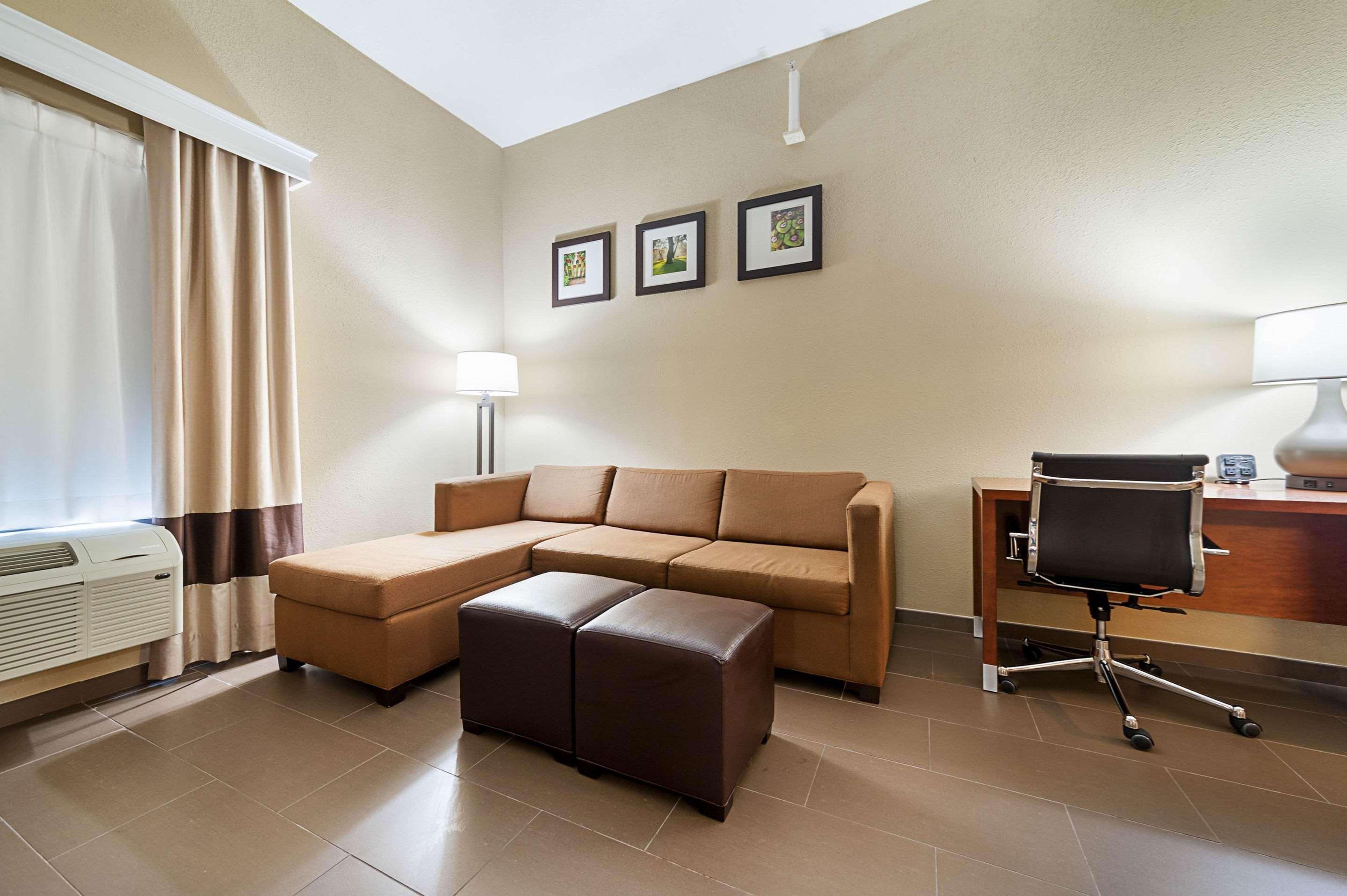 Comfort Suites Batesville Exteriör bild