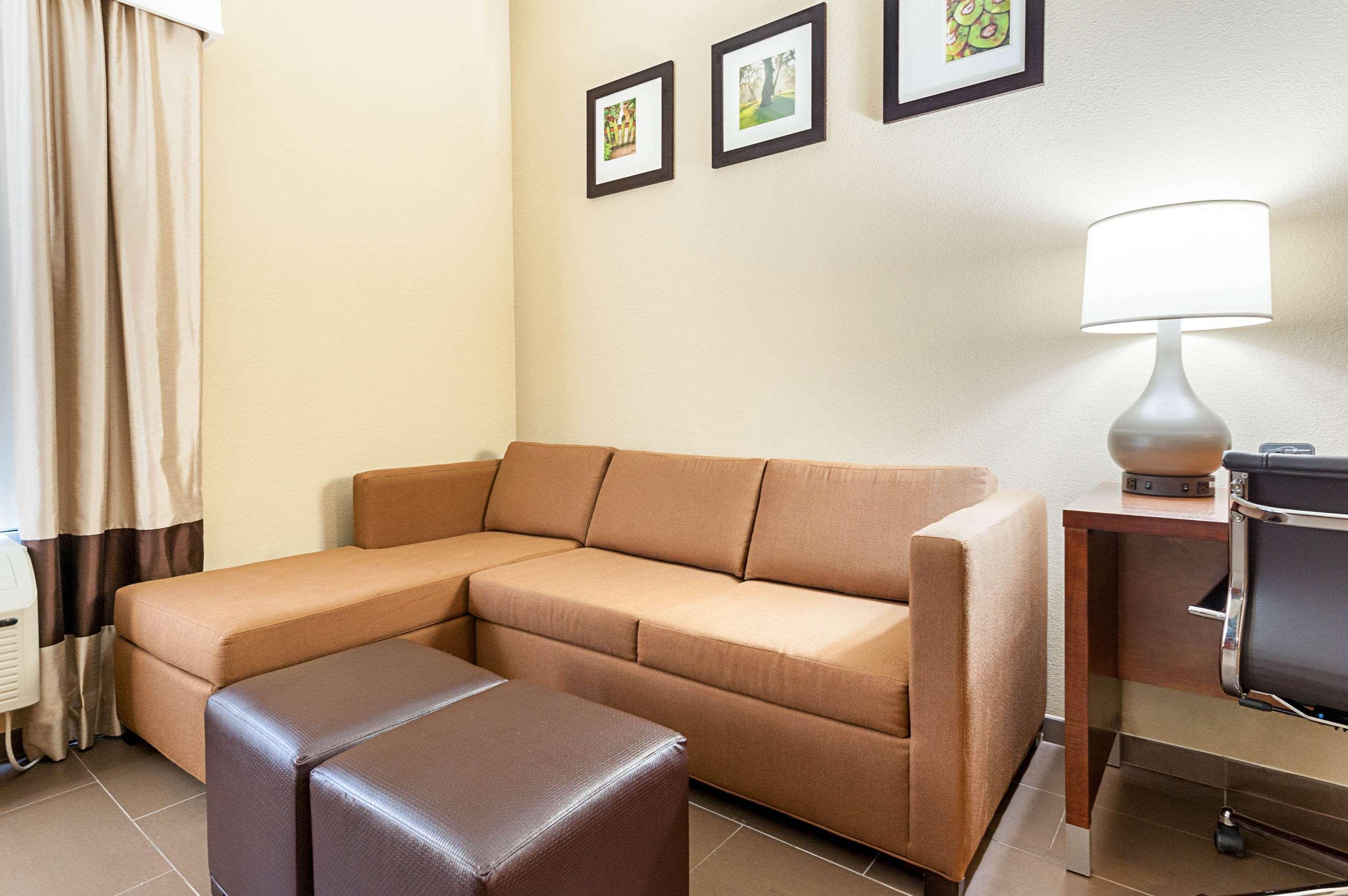 Comfort Suites Batesville Exteriör bild