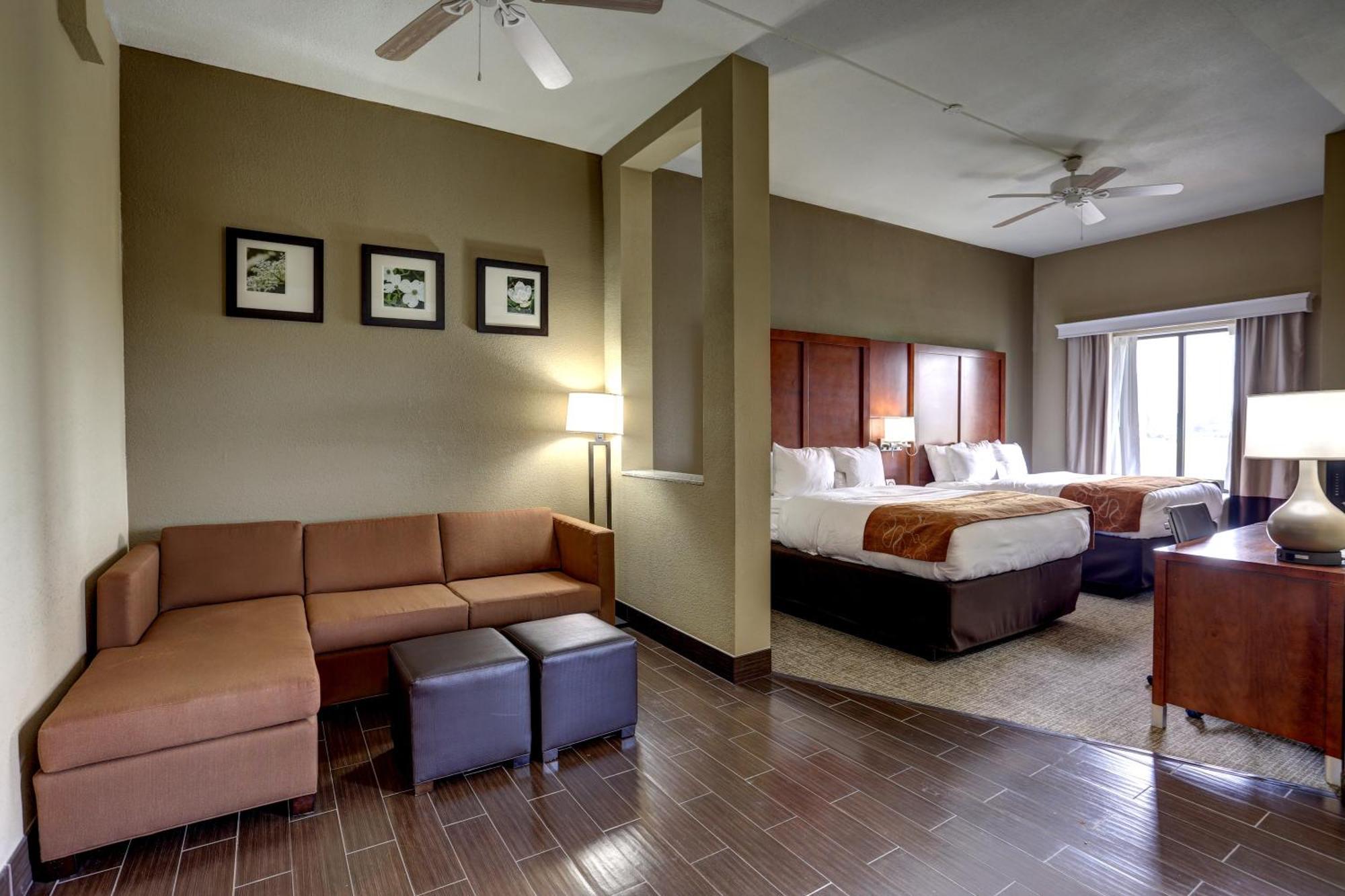 Comfort Suites Batesville Rum bild